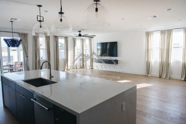 Building Photo - 10262 E Utah Ave