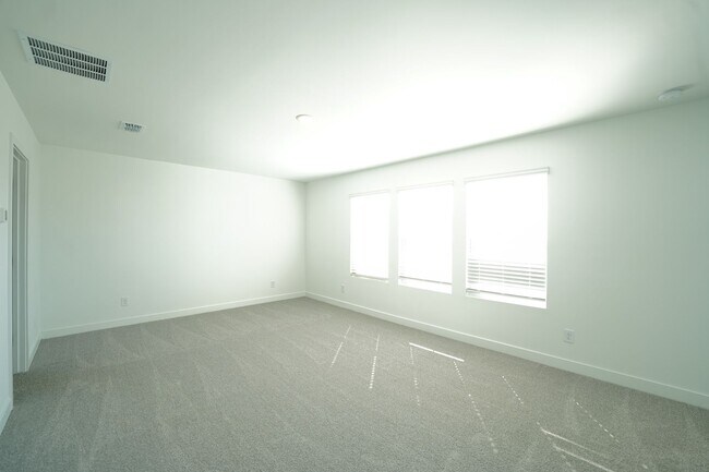 Building Photo - Coming Available!