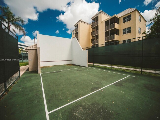 Building Photo - 8373 Lake Dr
