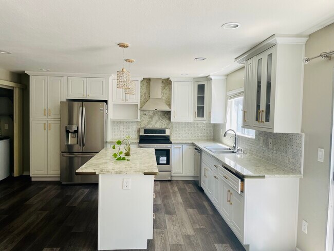 Building Photo - 726 Saint Michael Cir