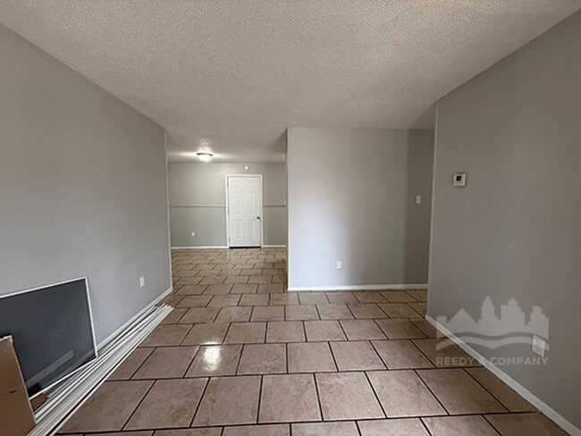 Building Photo - 3359 Spring Water Cove