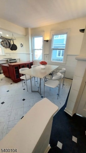 Building Photo - 80 Grove St