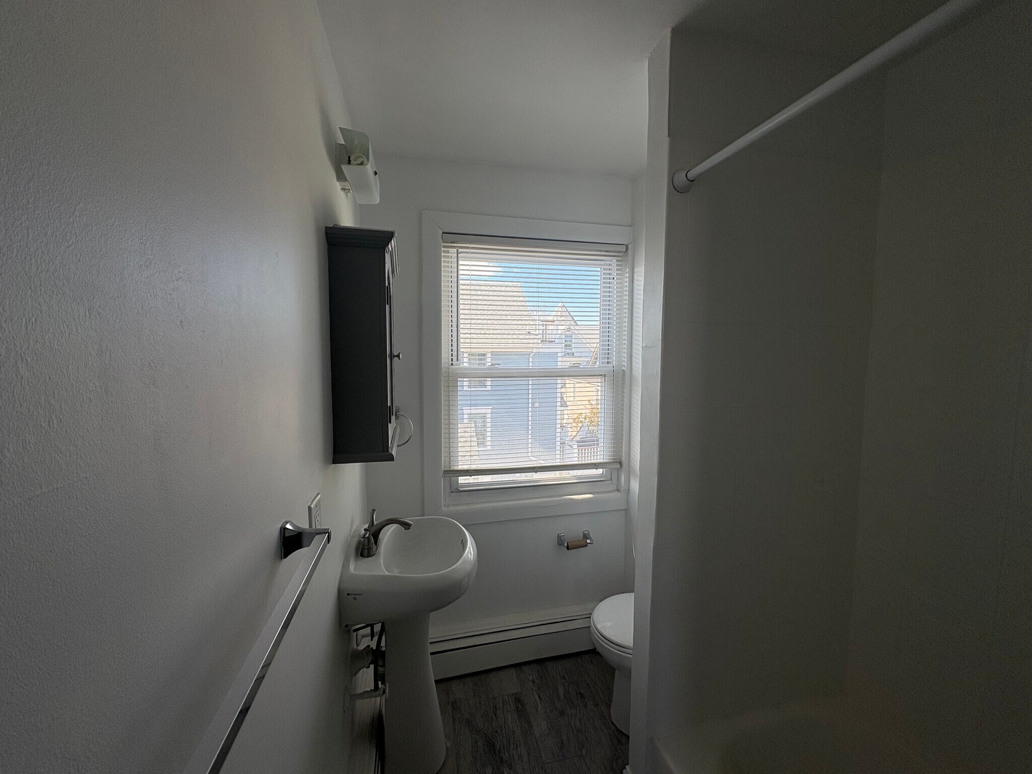 Building Photo - 91 Main Ave