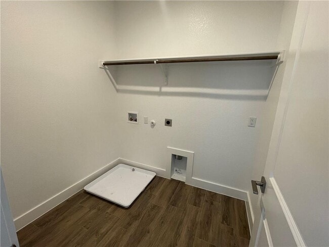 Building Photo - 100 Buckle Cove