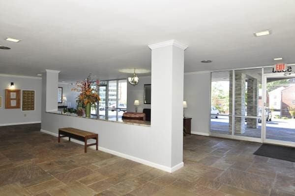 Building Photo - 5353 Columbia Pike