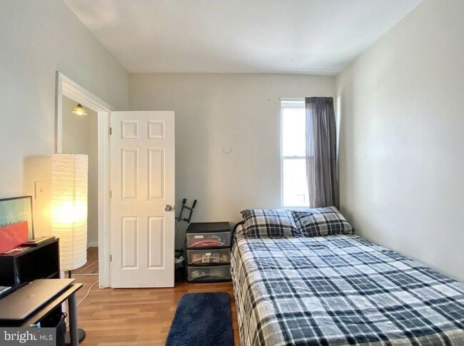 Building Photo - 2030 N Gratz St