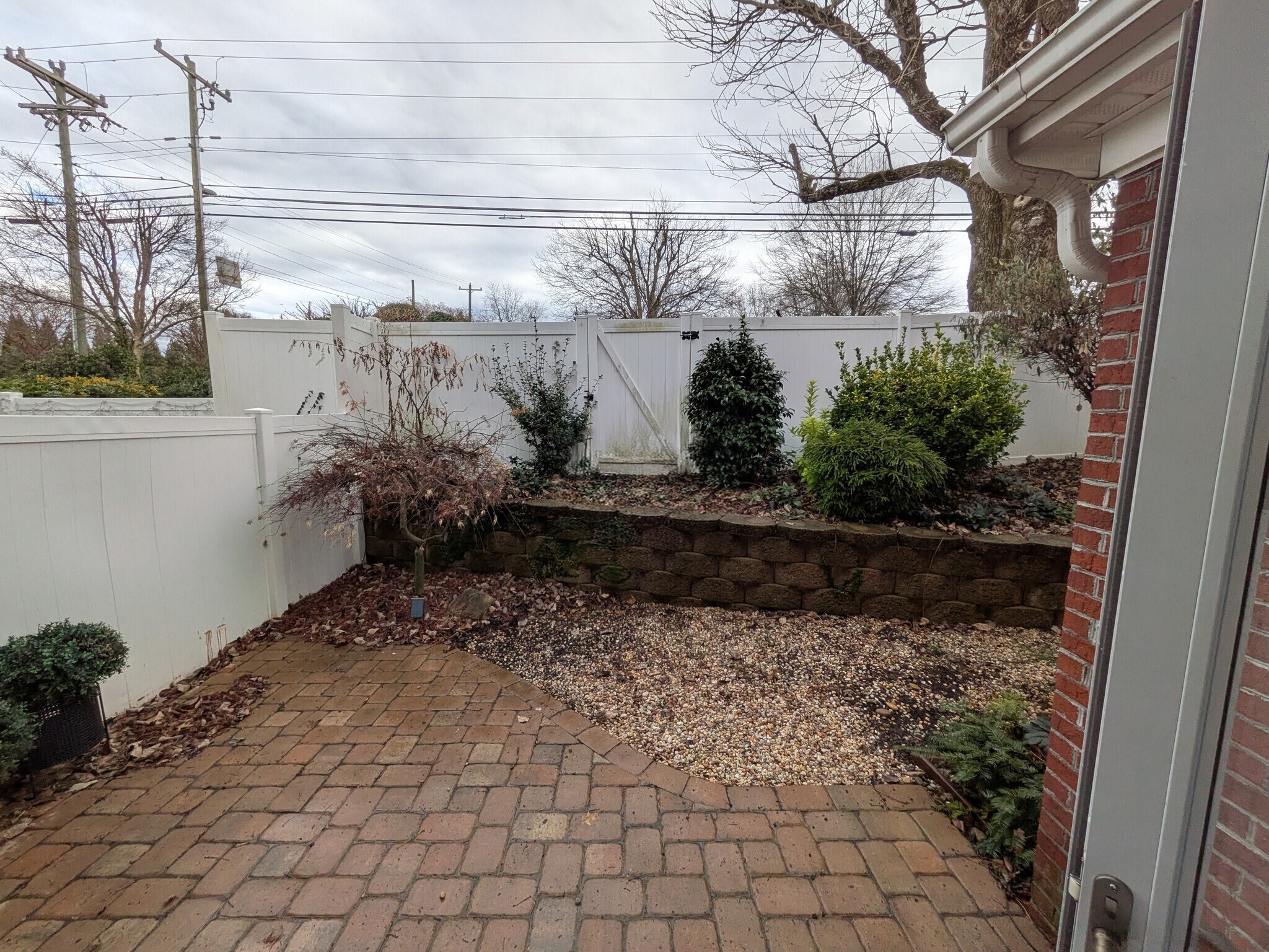 Building Photo - 1429 New Garden Rd