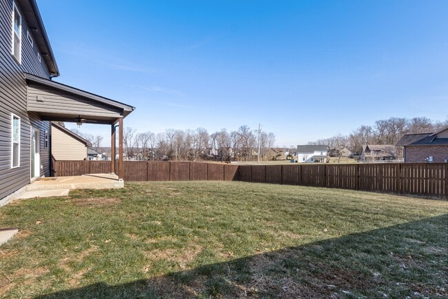 Building Photo - 2433 Bucklin Dr
