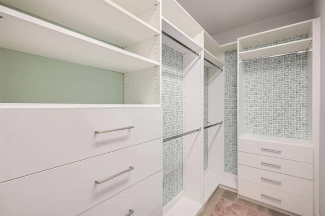 Building Photo - 7700 Ella Lee Ln