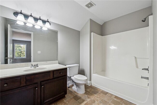 Building Photo - 4850 Wilshire Crossing
