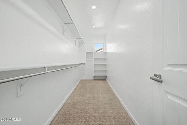 Building Photo - 3 Bedroom 3 Bathroom Recker Pointe Home