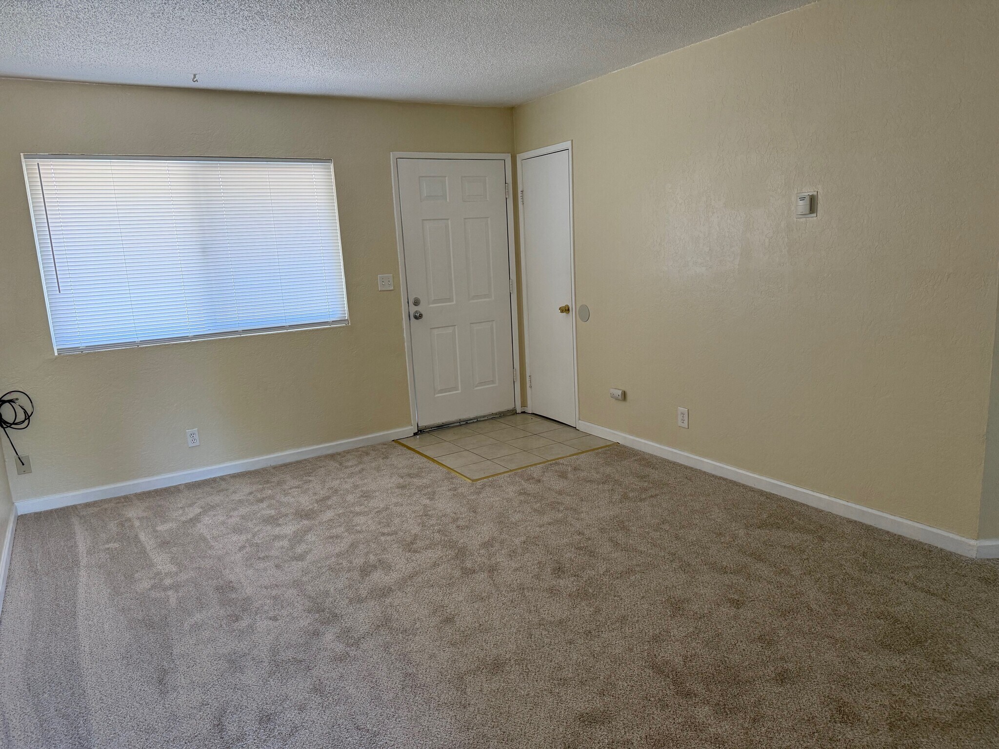 Living Room - 6119 Montecito Blvd