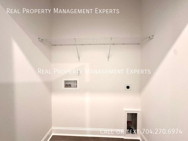 Building Photo - 15328 Ballancroft Pkwy