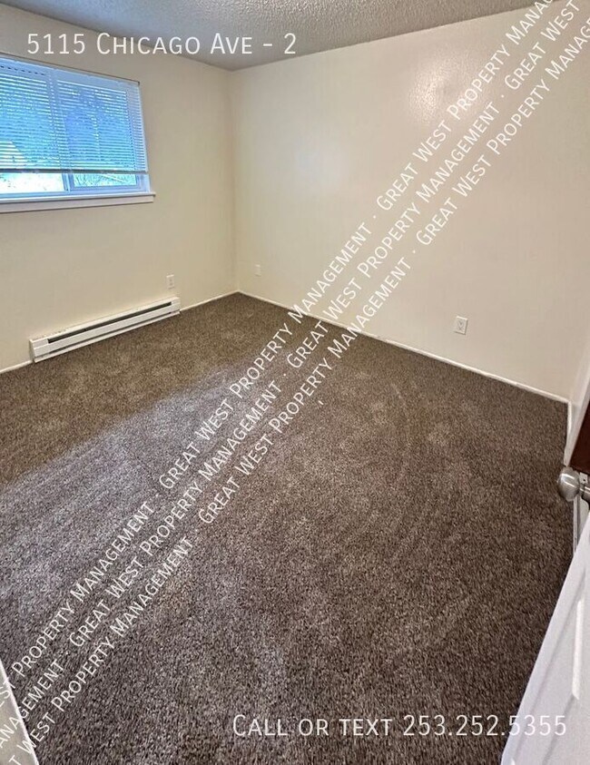 Building Photo - 5115 Chicago Ave SW