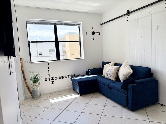 Building Photo - 1390 Ocean Dr