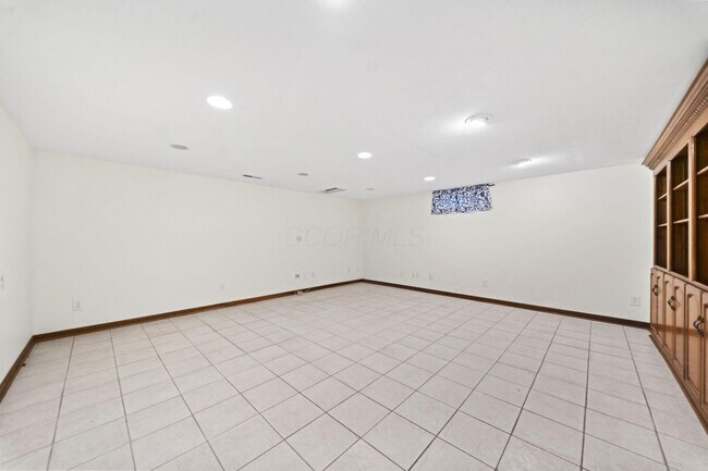 Building Photo - 7854 Astra Cir