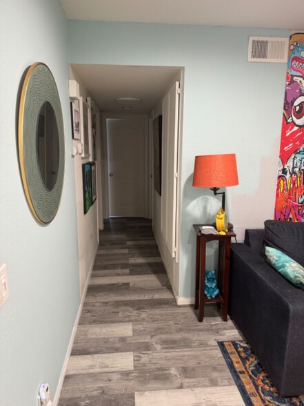 Building Photo - 514 Calle Montecito