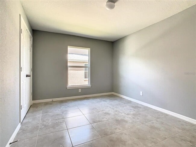 Building Photo - 27307 Tierra Del Fuego Cir