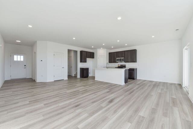 Building Photo - 15238 S Hepworth Pl