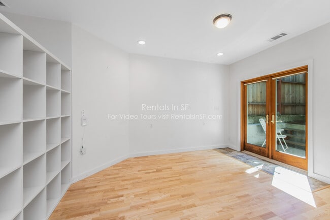 Building Photo - 2834 Harrison St