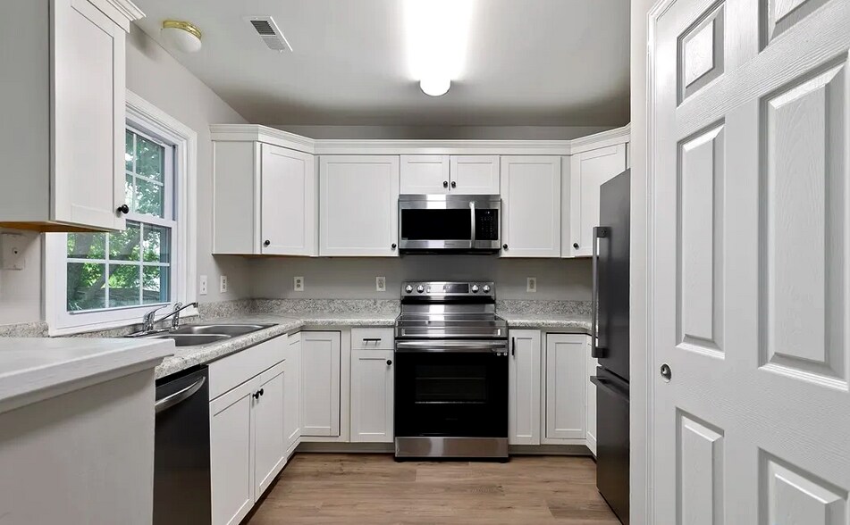 Building Photo - 1110 N 23rd St
