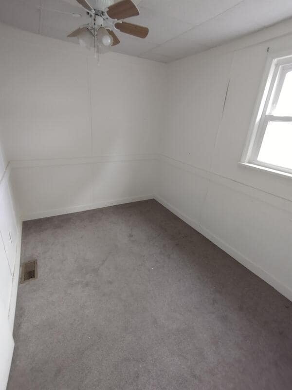 Building Photo - 149 9th St NE
