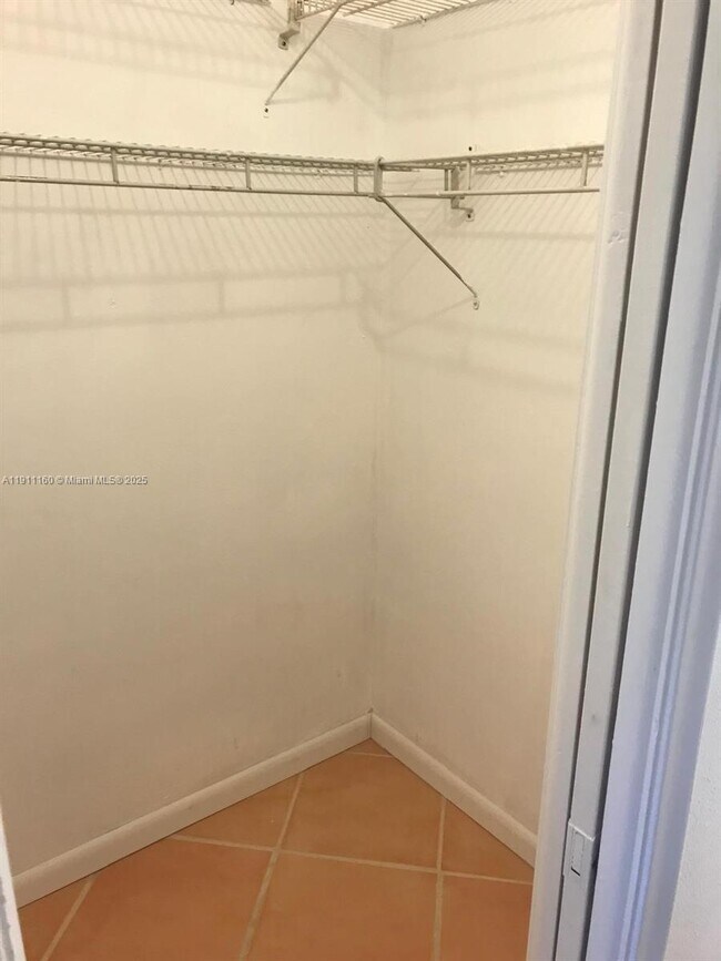 Building Photo - 2825 NE 201st Terrace