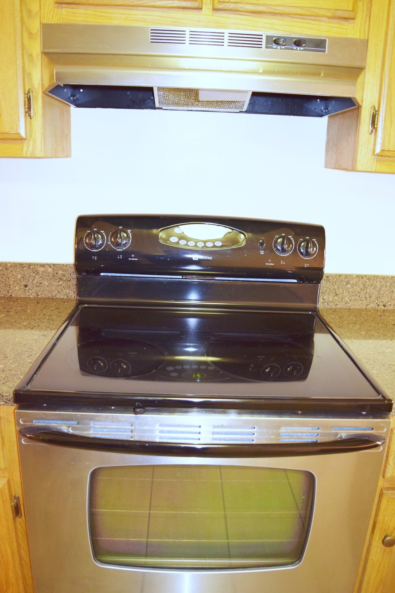 Building Photo - 9745 Lake Shore Dr