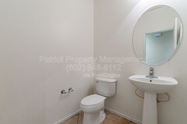 Building Photo - 26043 W Potter Dr