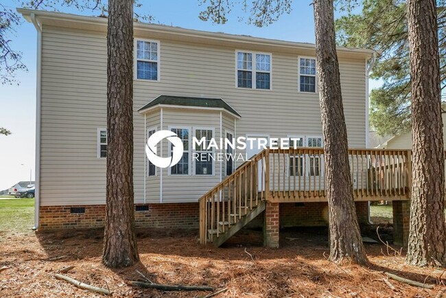 Building Photo - 128 Heritage Dr