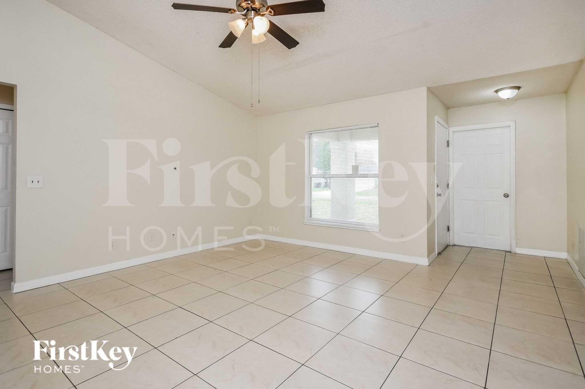 Building Photo - 646 Crane Dr