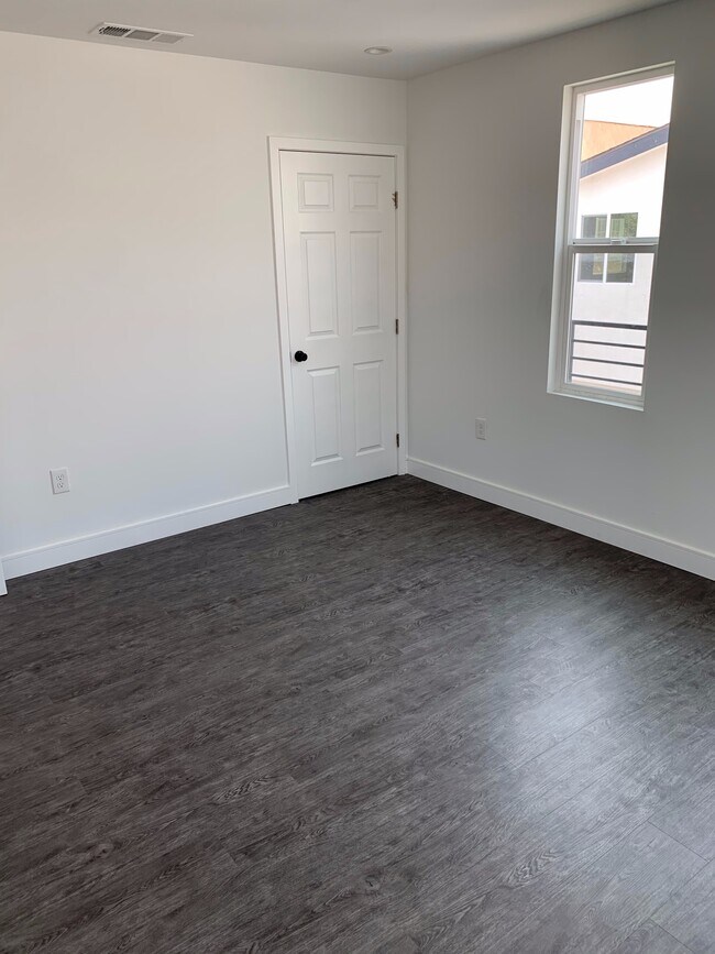 Building Photo - 2507 Cincinnati St