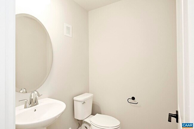 Building Photo - 4012 Talen Ln
