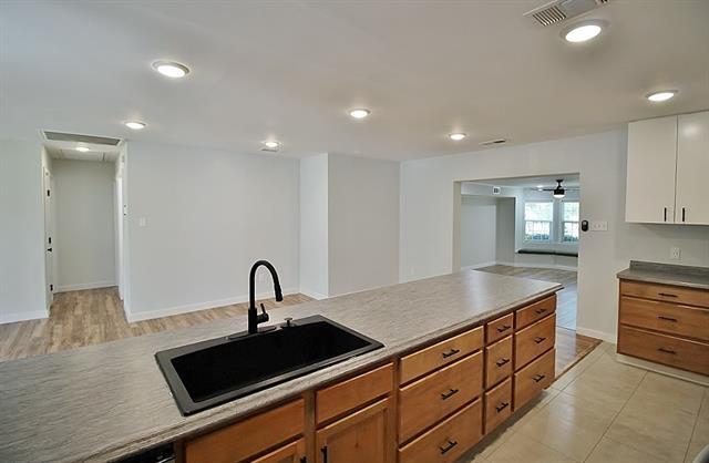Building Photo - 1212 Neptune Dr