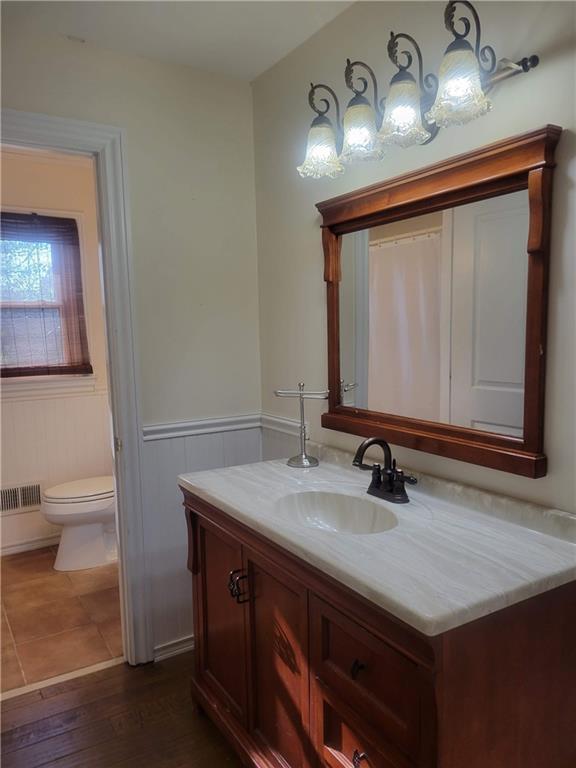 Building Photo - 3740 Clubland Dr