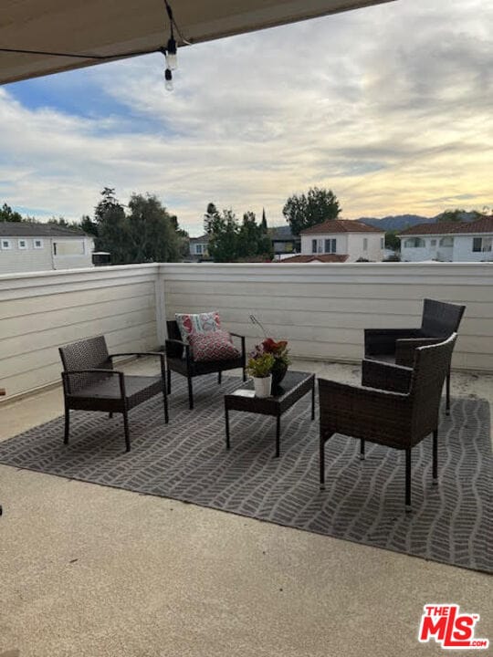 Building Photo - 182 Comanche