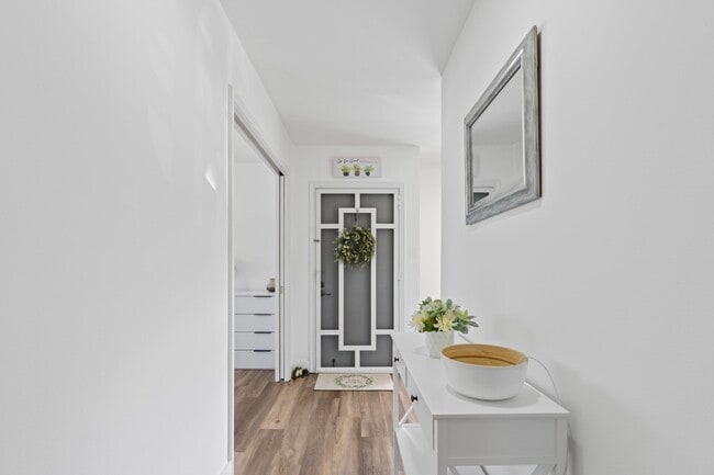 Building Photo - 2915 SW 15th St