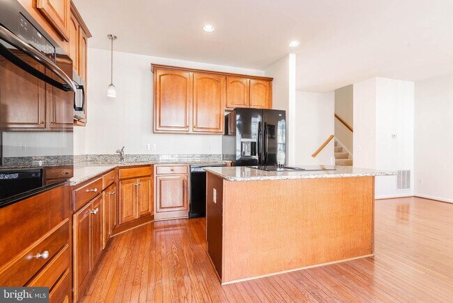 Building Photo - 15675 William Bayliss Ct