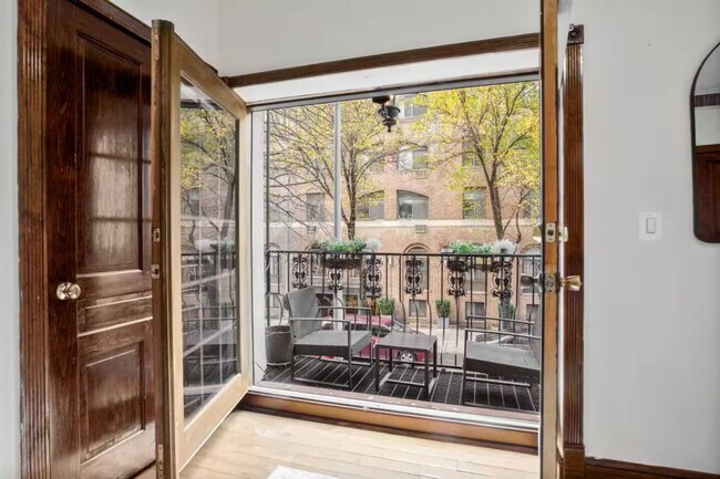 Building Photo - 306 E 52nd St
