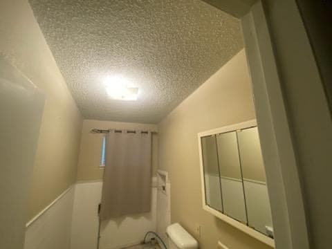 Half bath/laundry - 2202 Grinnell Dr