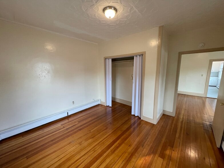 Building Photo - 515 Columbus Ave