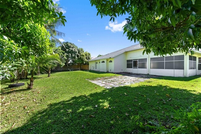 Building Photo - 681 SW Saragossa Ave