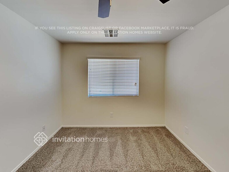 Building Photo - 1700 W Appaloosa Way