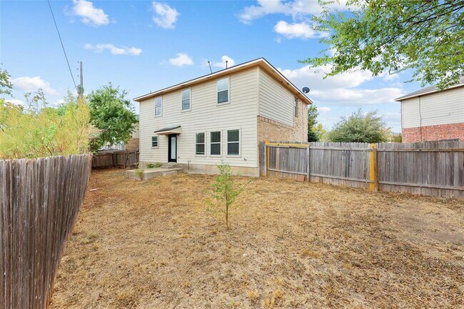 Building Photo - 2101 Rachel Ln