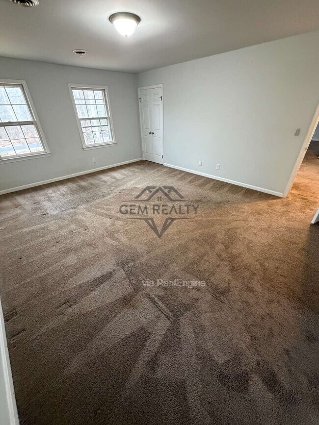 Building Photo - 4 Bryant St