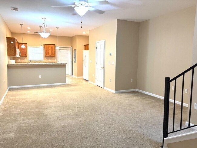 Building Photo - 2293 Del Carmel Way