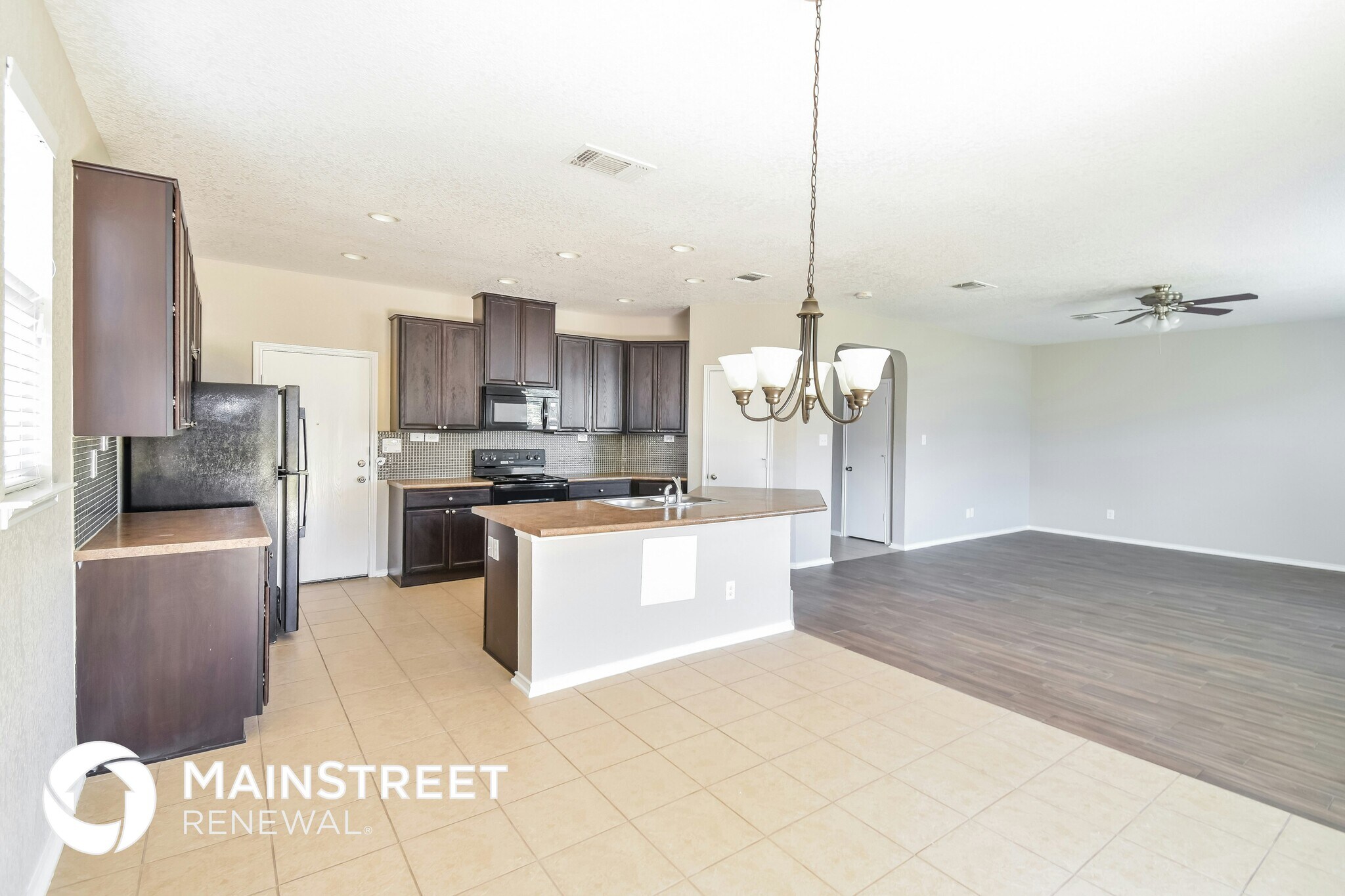 Building Photo - 7906 Horse Hollow