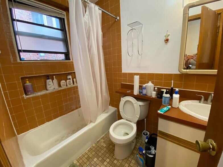 Building Photo - 87 Prince St