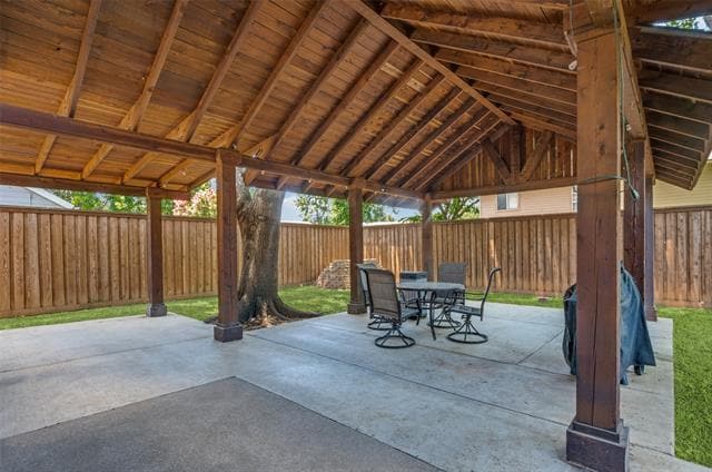 Building Photo - 4204 Glen Hollow Cir