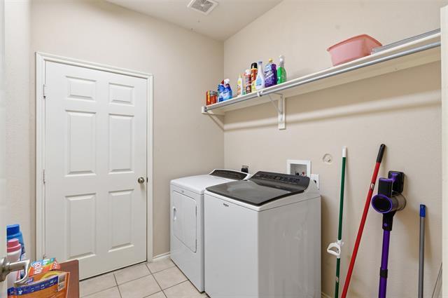 Building Photo - 7257 Rembrandt Dr